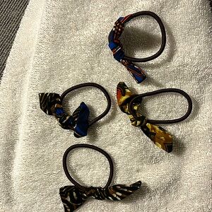 Hair ties with colorful African cotton details. Multiple colors.